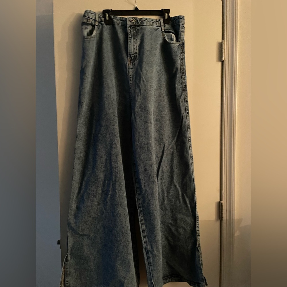 Plus size split leg bell bottom wide leg jeans